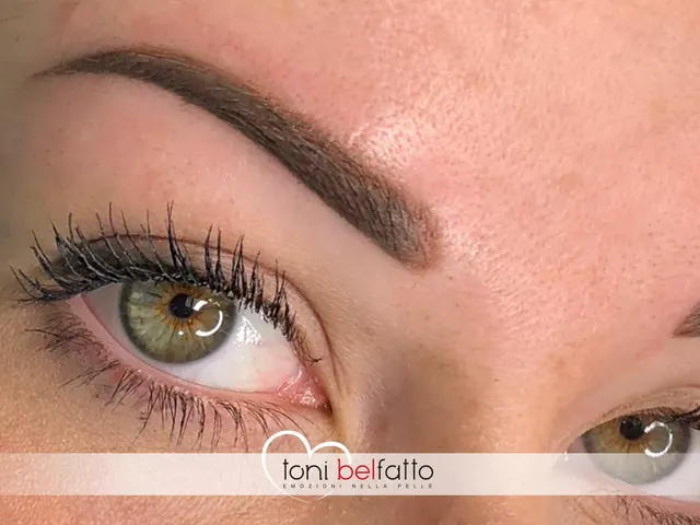 Permanent makeup eyebrows, before and after